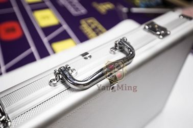 kupować Dostosowane 600 sztuk Casino Poker Clay Chip Set Box Przenośny aluminiowy zabezpieczający nośnik chipów Gamblign produkcja online