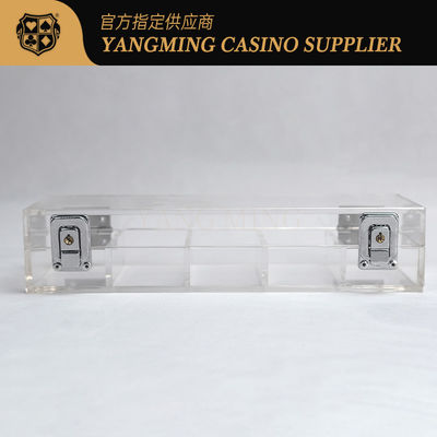 Sprzedaż hurtowa 100 Yards 50mm Casino Poker Chip Tray Locking Acrylic Chip Tray For Casino Casual Game Poker Chip Tray